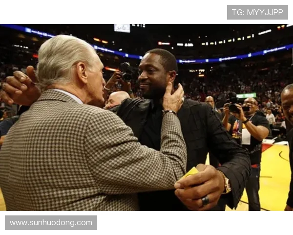 爵士与快船精彩对决数据直播全程跟踪分析与实时更新